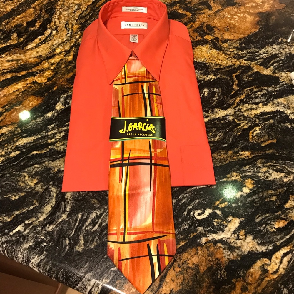16 34/35 Long Sleeve shirt with Jerry Garcia tie